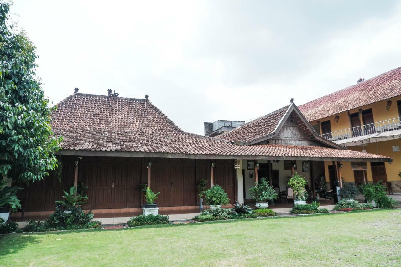 Oyo 405 Wisma Yosoputro Tanjungtirto Extérieur photo