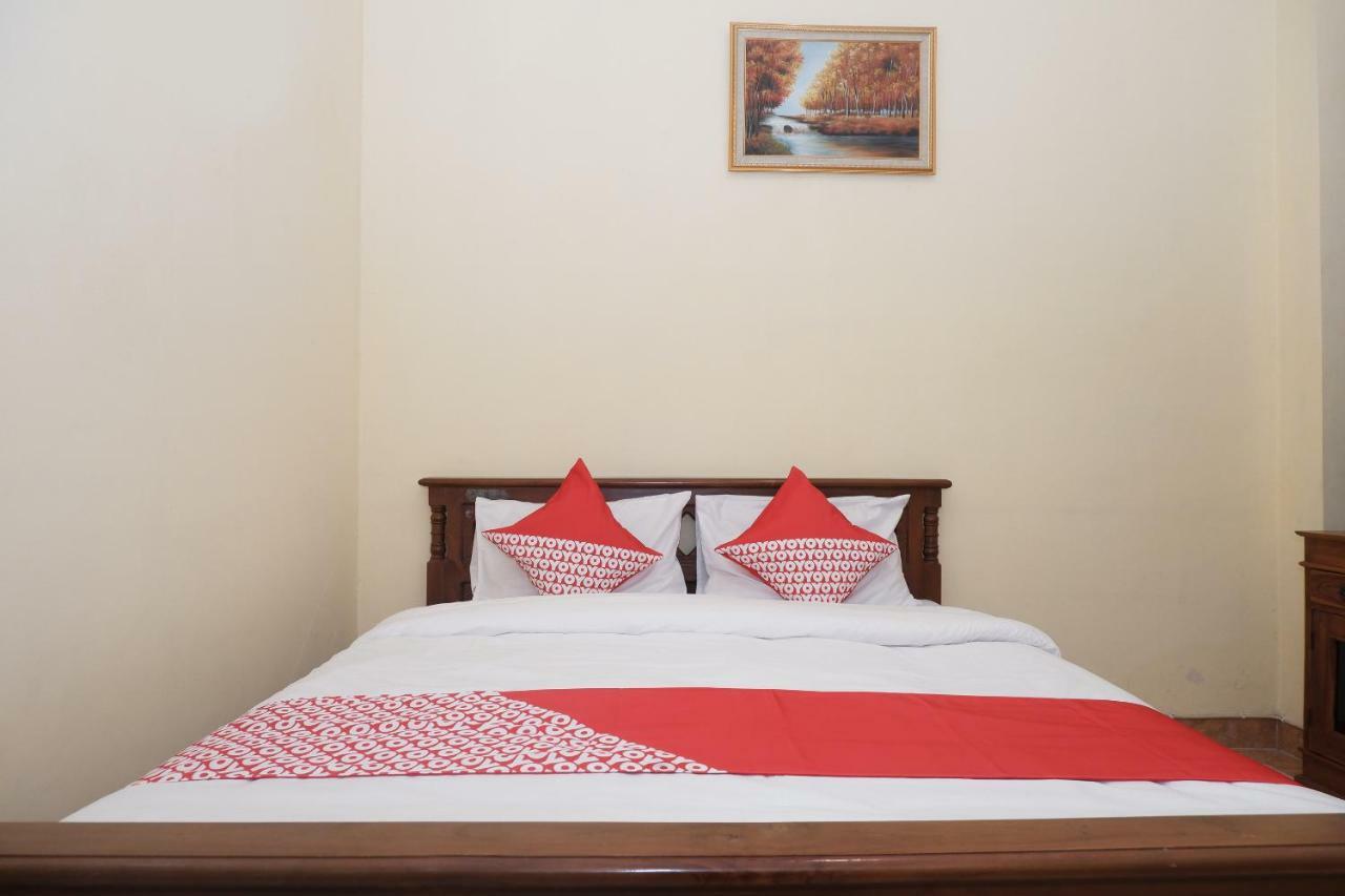 Oyo 405 Wisma Yosoputro Tanjungtirto Extérieur photo