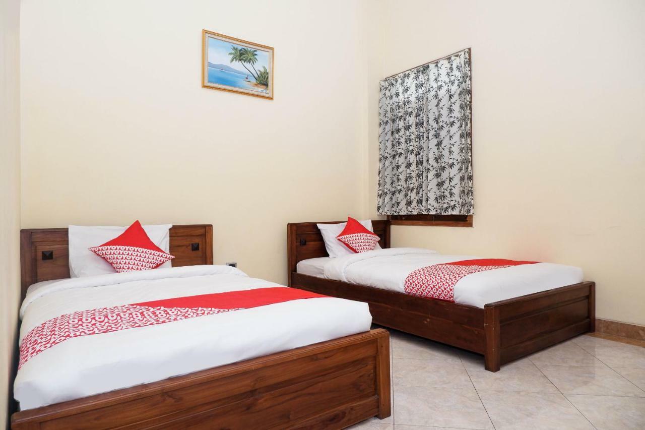 Oyo 405 Wisma Yosoputro Tanjungtirto Extérieur photo