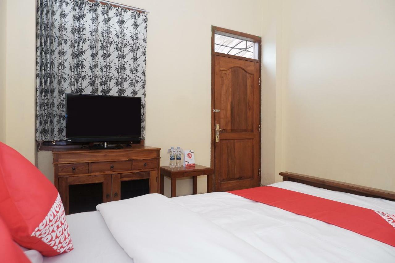 Oyo 405 Wisma Yosoputro Tanjungtirto Extérieur photo