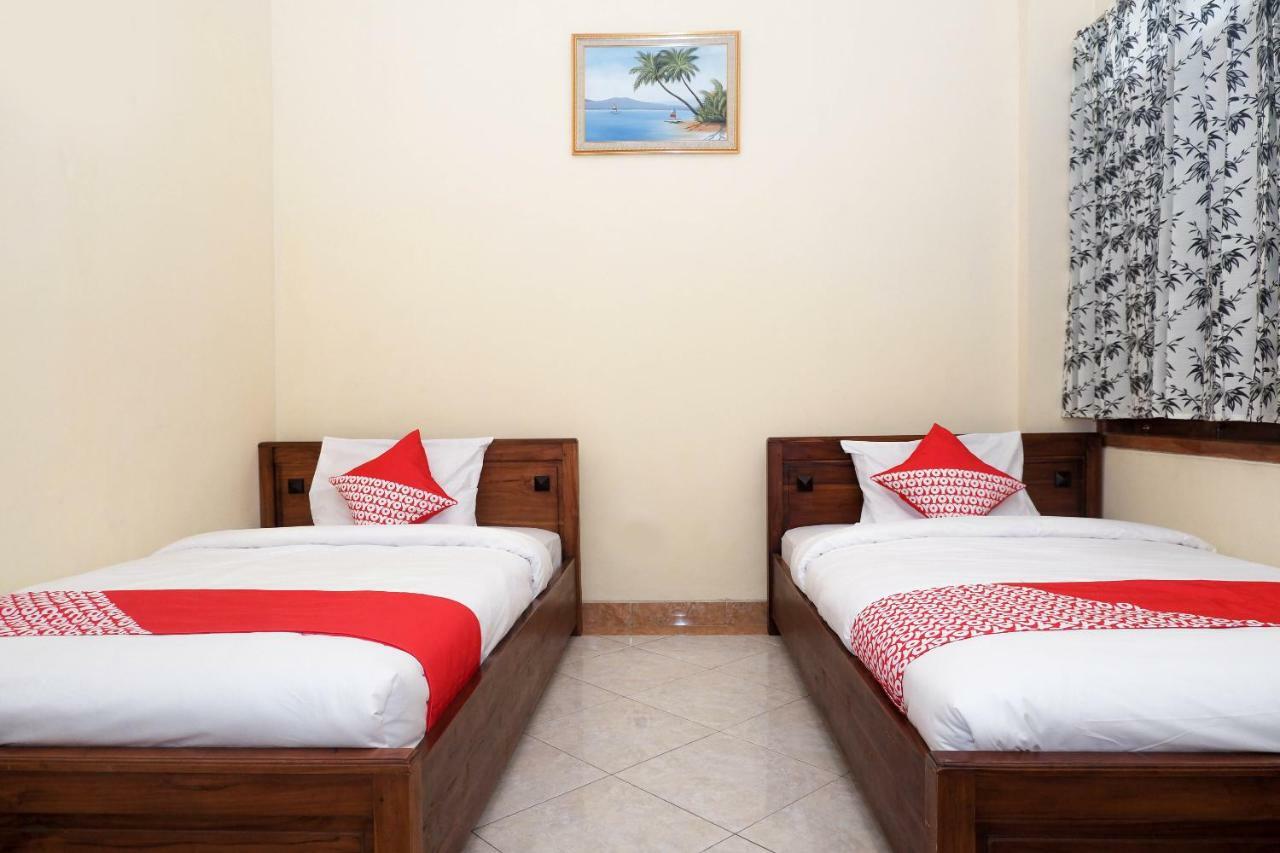 Oyo 405 Wisma Yosoputro Tanjungtirto Extérieur photo
